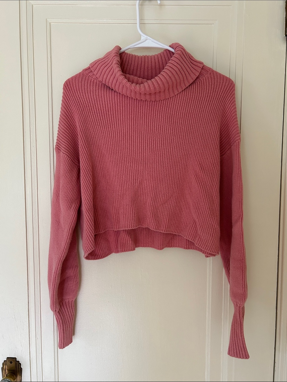 wild fable Rose Pink Cropped Turtleneck Sweater